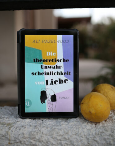 Die theoretische Unwahrscheinlichkeit von Liebe - Die deutsche Ausgabe von - The Love Hypothesis - Buchrezension