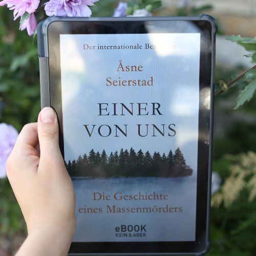 Einer von uns: Die Geschichte des Massenmörders Anders Breivik: Die Geschichte eines Massenmörders - Rezension